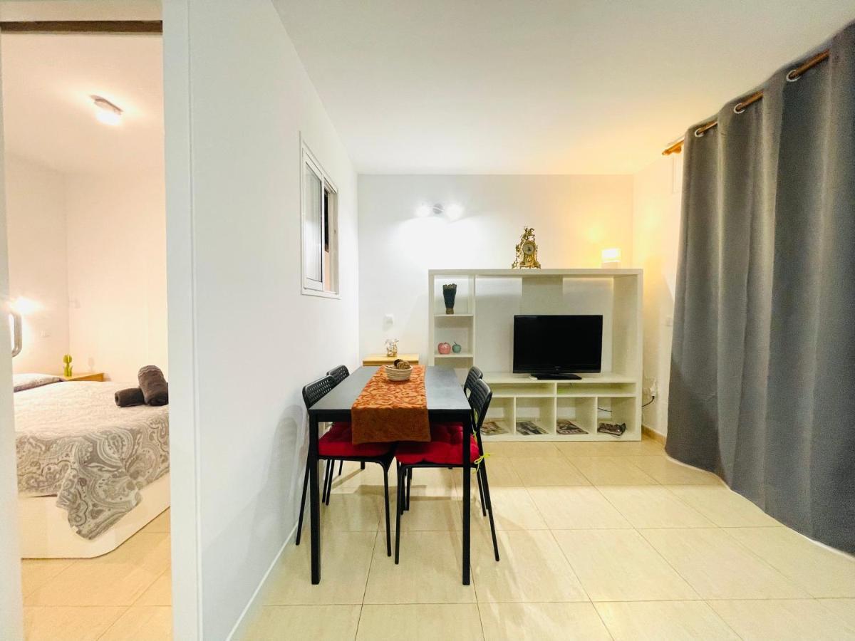 Renovado Apartamento En Zona Residencial A Pasos Del Mar Салоу Экстерьер фото