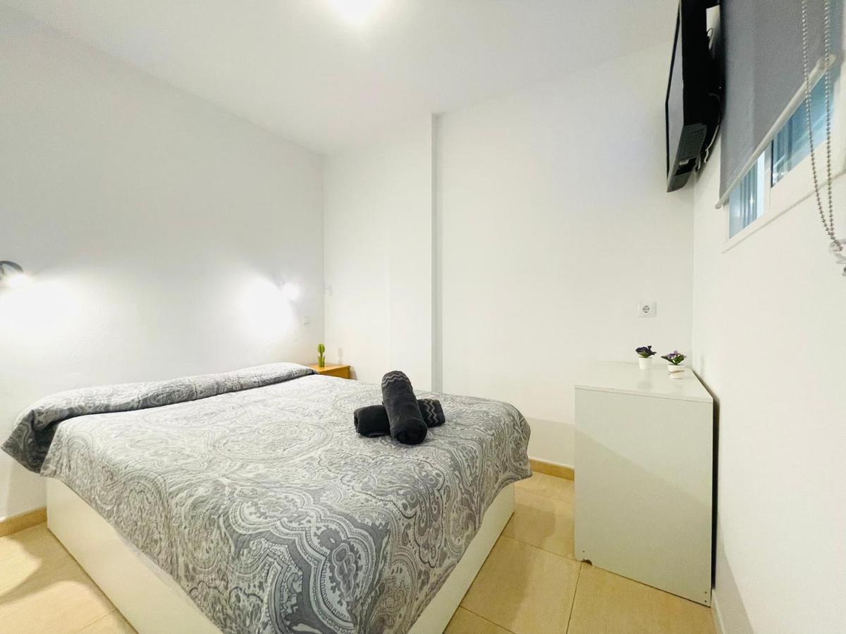 Renovado Apartamento En Zona Residencial A Pasos Del Mar Салоу Экстерьер фото